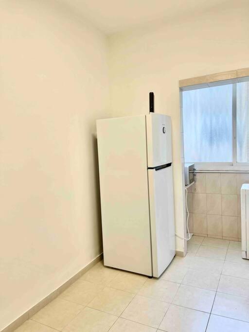 Rambam Beach Apartment Haifa Exterior foto